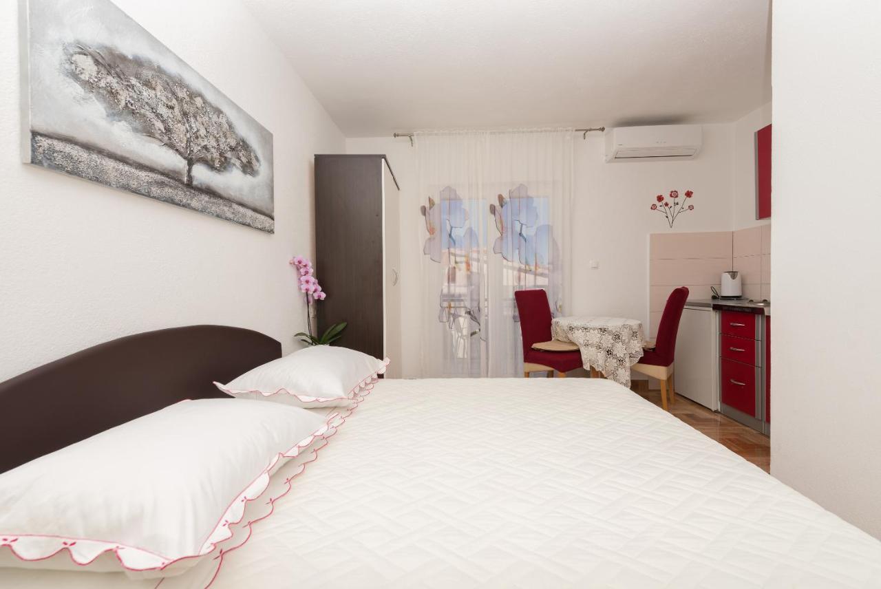 Apartments Dalmato Makarska Ngoại thất bức ảnh