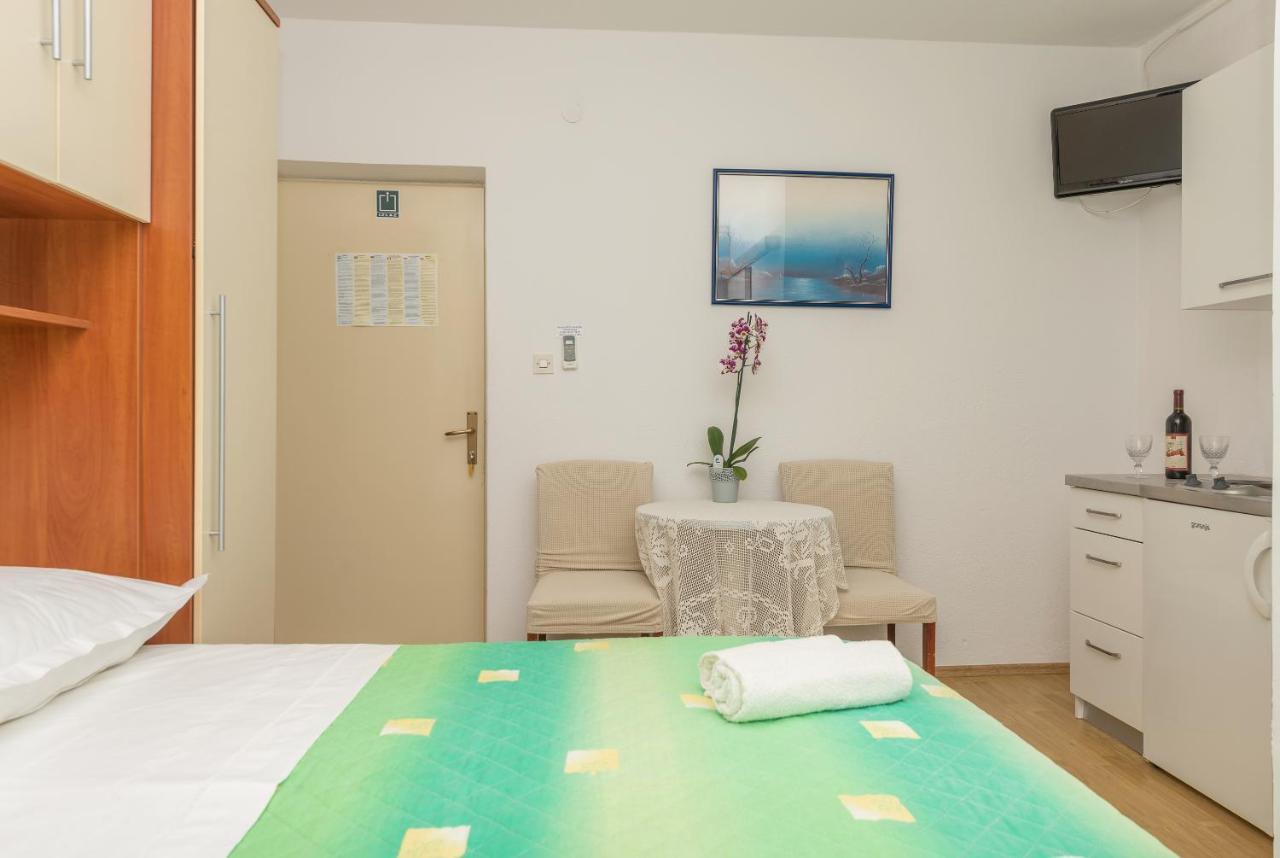 Apartments Dalmato Makarska Ngoại thất bức ảnh